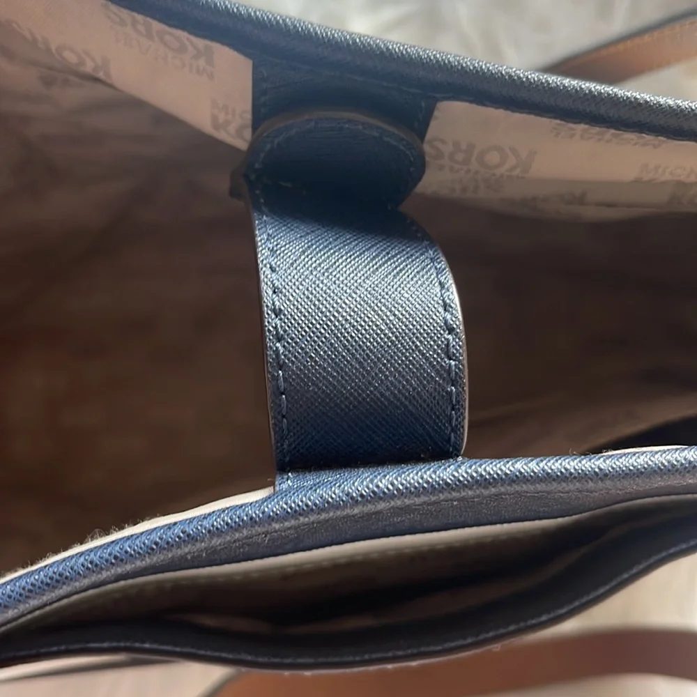 Michael Kors Tote - Picture 5 of 7